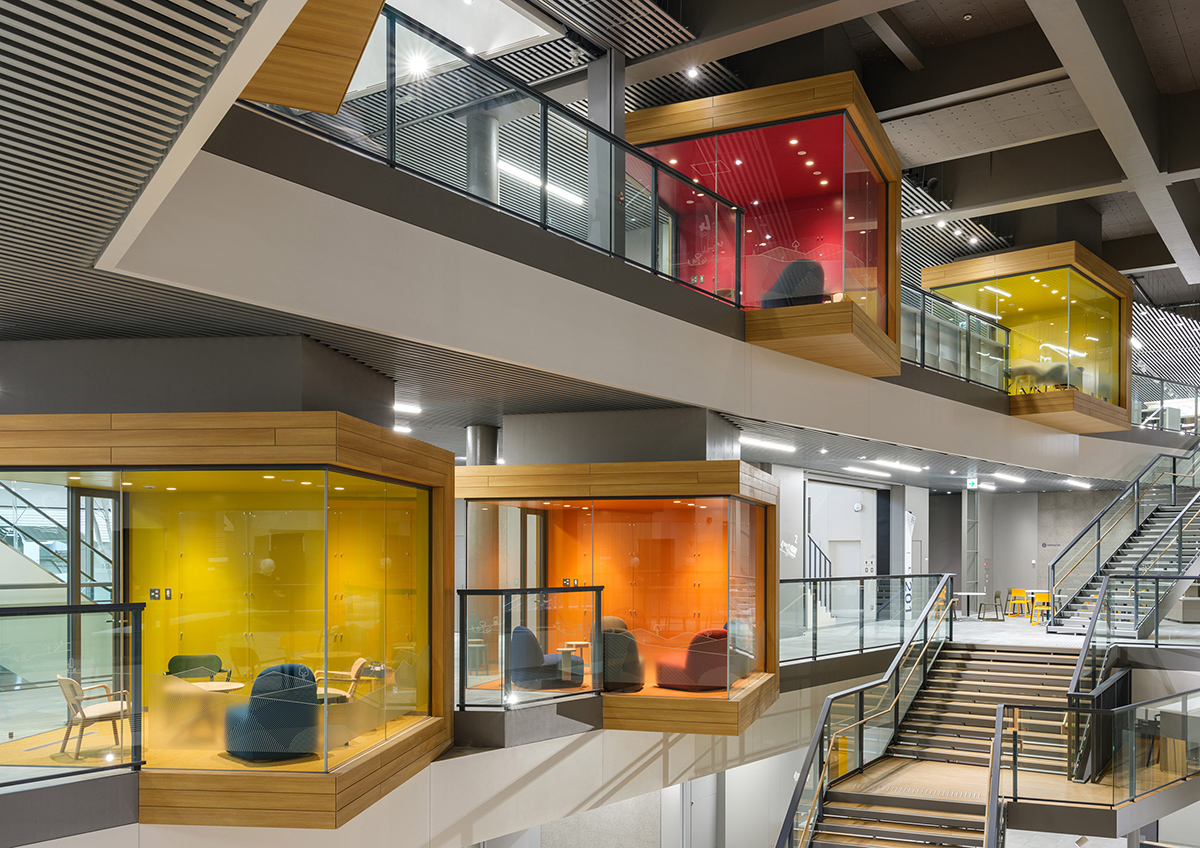 明治大学　和泉ラーニングスクエア